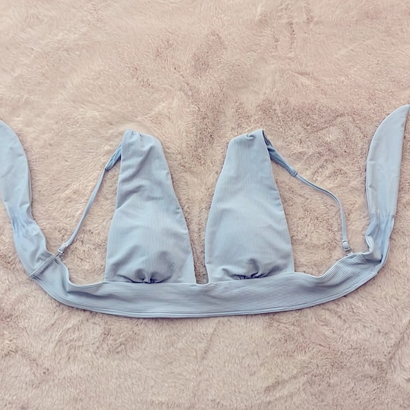 A&F bikini top - Picture 1 of 2